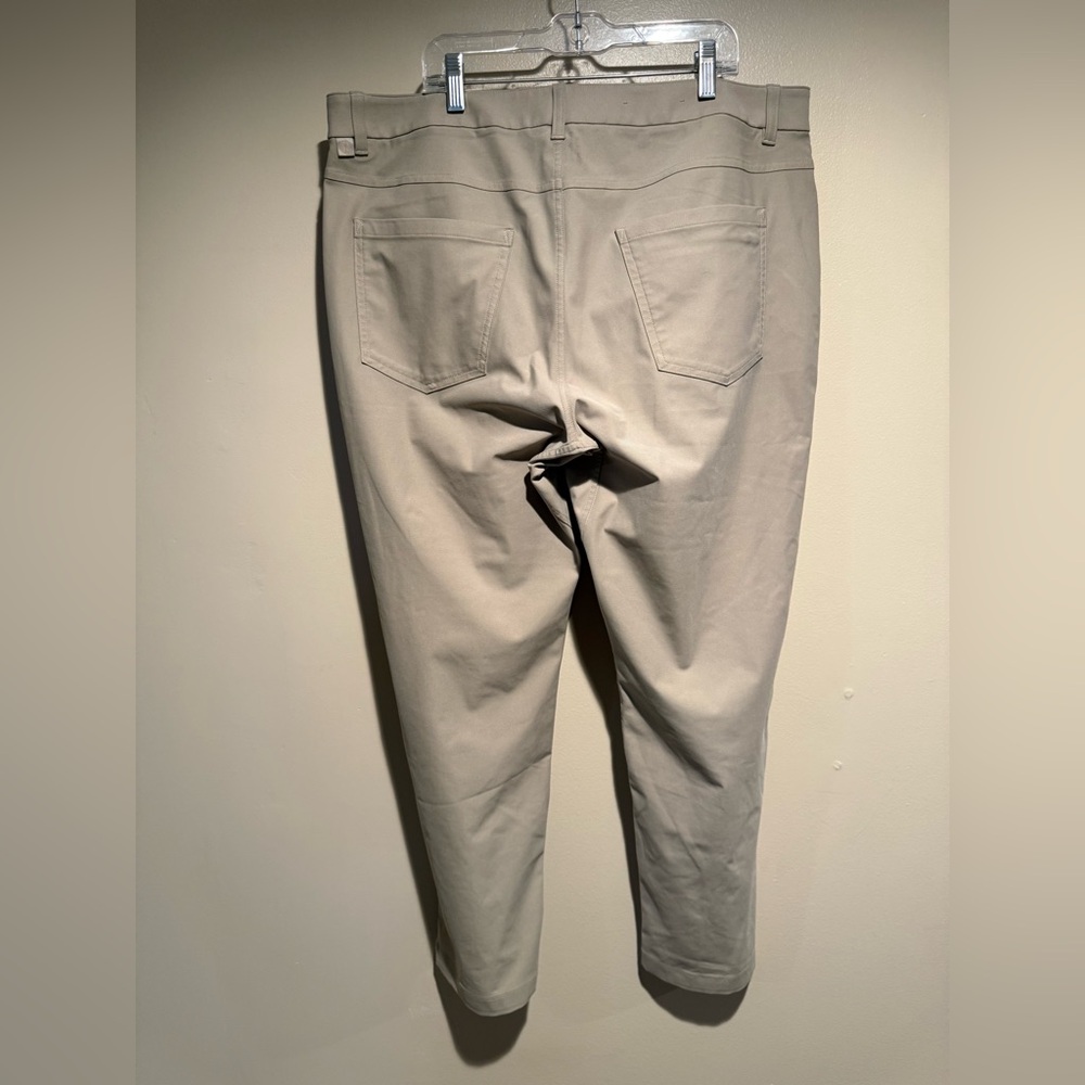 Lululemon ABC Slim-Fit 5 Pocket Pant Warpstreme Khaki size 36 - Picture 5 of 8